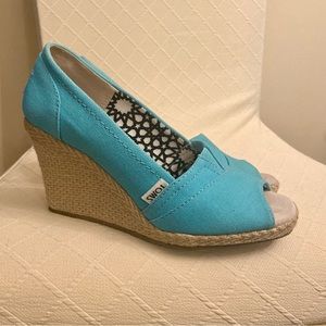 TOMS Aqua Canvas Shoes Wmn 6